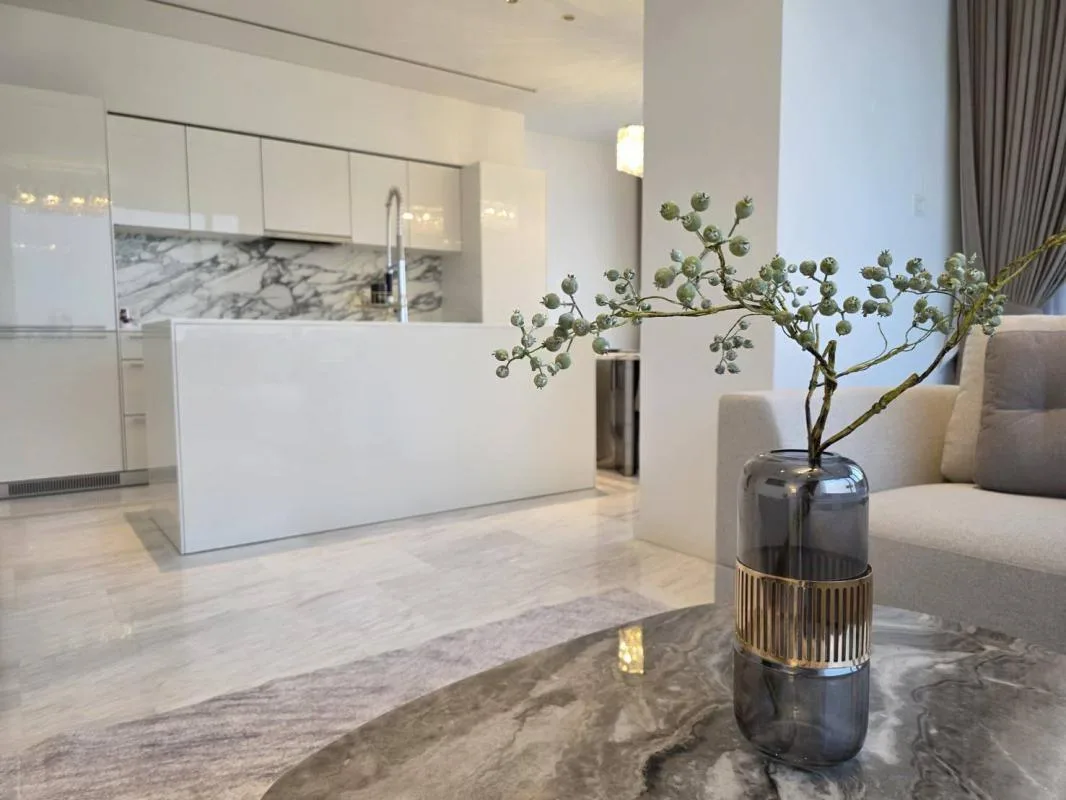 Four Seasons Private Residences — photo 5