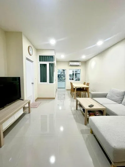 Golden Neo Sukhumvit Lasalle