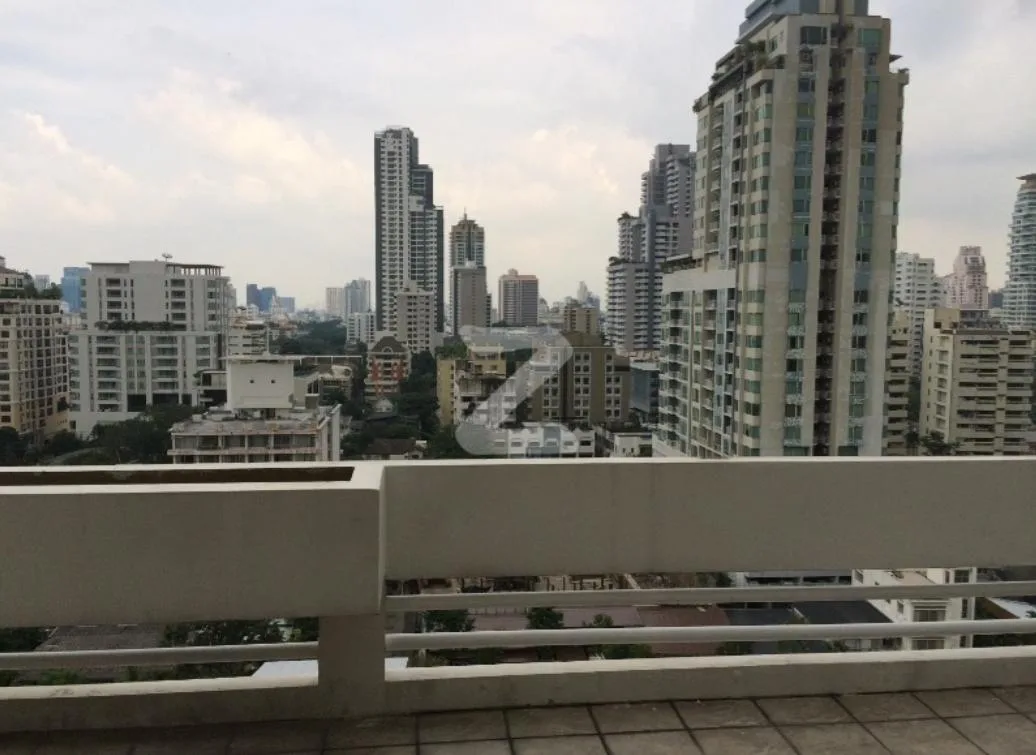Sukhumvit House — photo 4