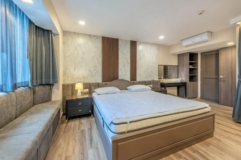Omni Tower Sukhumvit Nana — photo 10