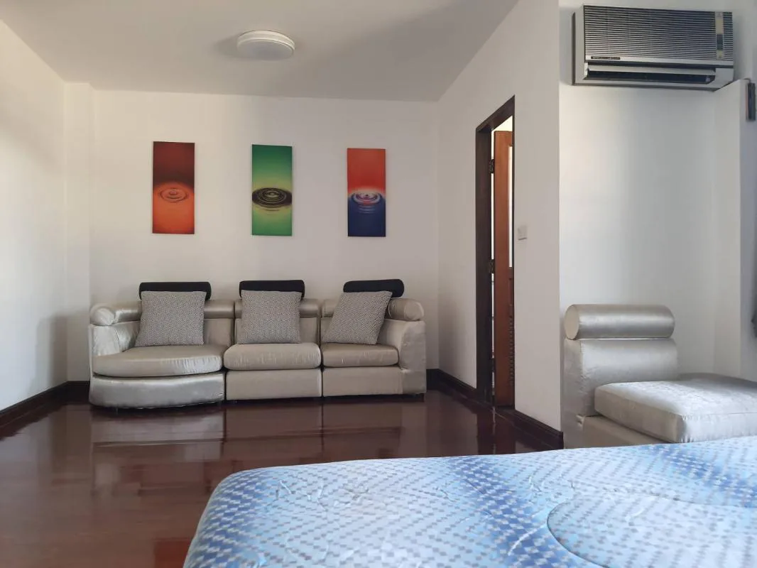 Townhome Rama 4 Rd. — photo 13