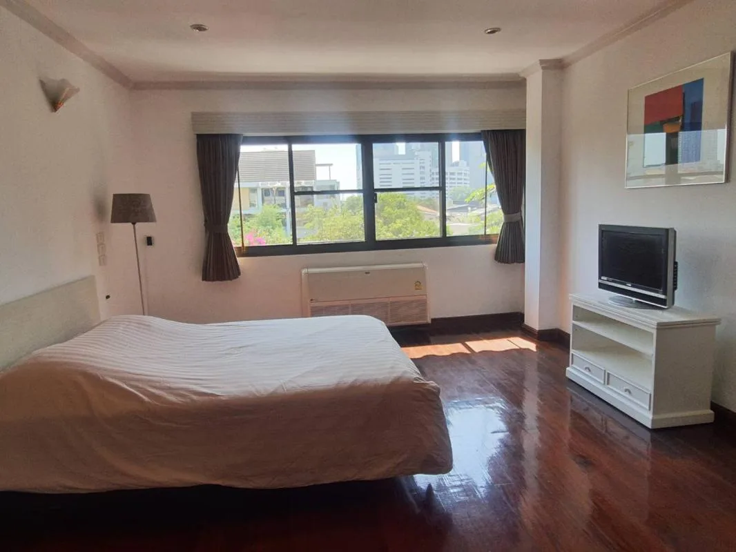 Townhome Rama 4 Rd. — photo 14