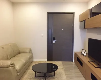 The Room Rama 4