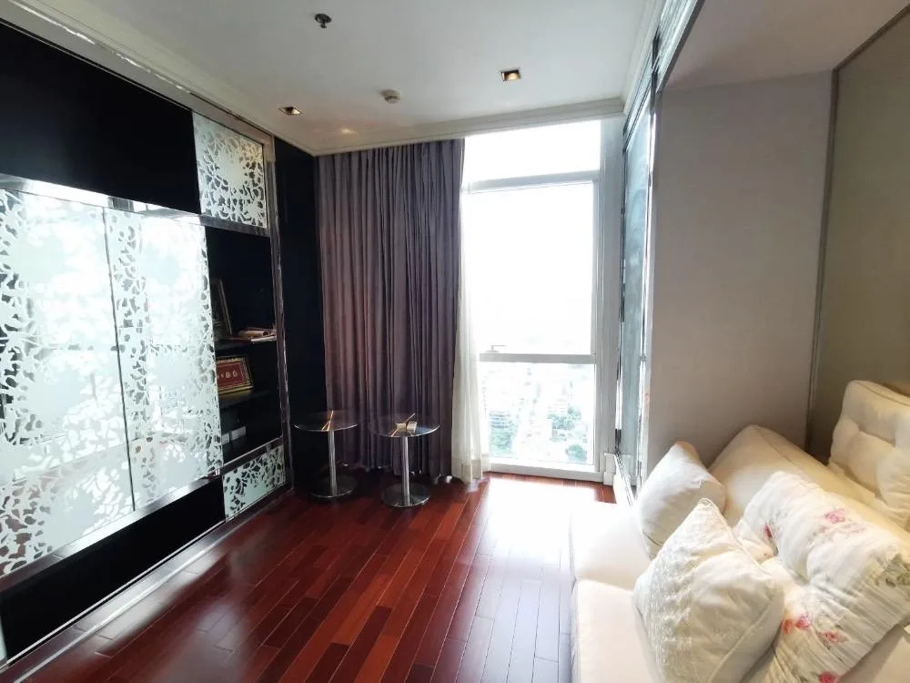 Athenee Residence — photo 3