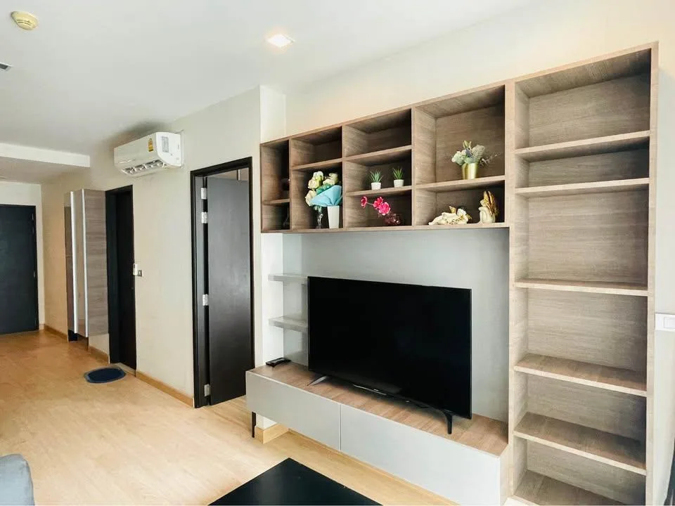 Sky Walk Condominium — photo 2