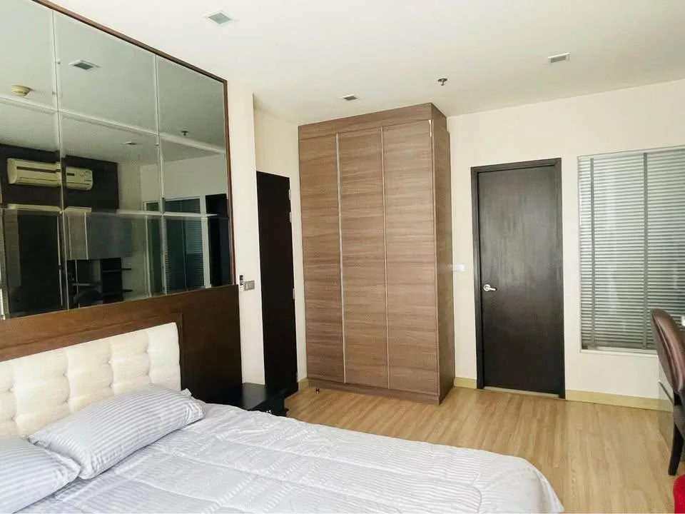 Sky Walk Condominium — photo 9