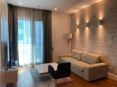 Bright Sukhumvit 24