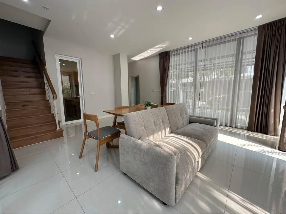 Baan Klang Muang Classe Ekkamai-ramintra — photo 3