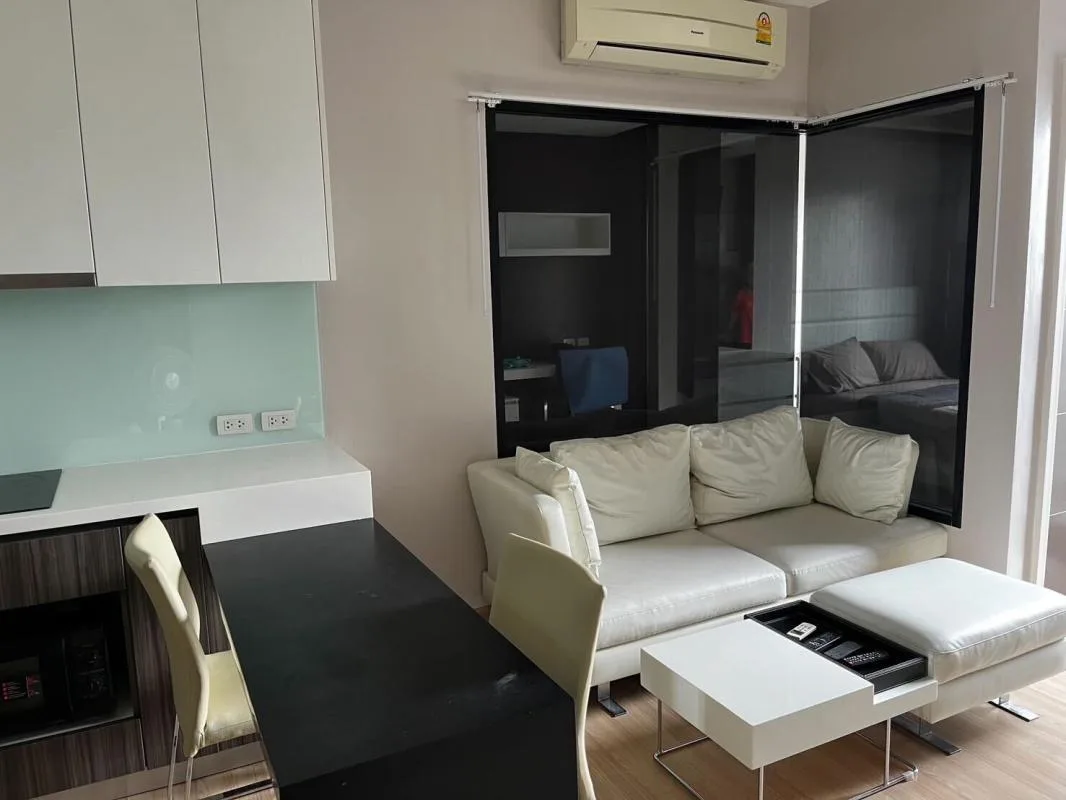 Urbano Absolute Sathon - Taksin — photo 2