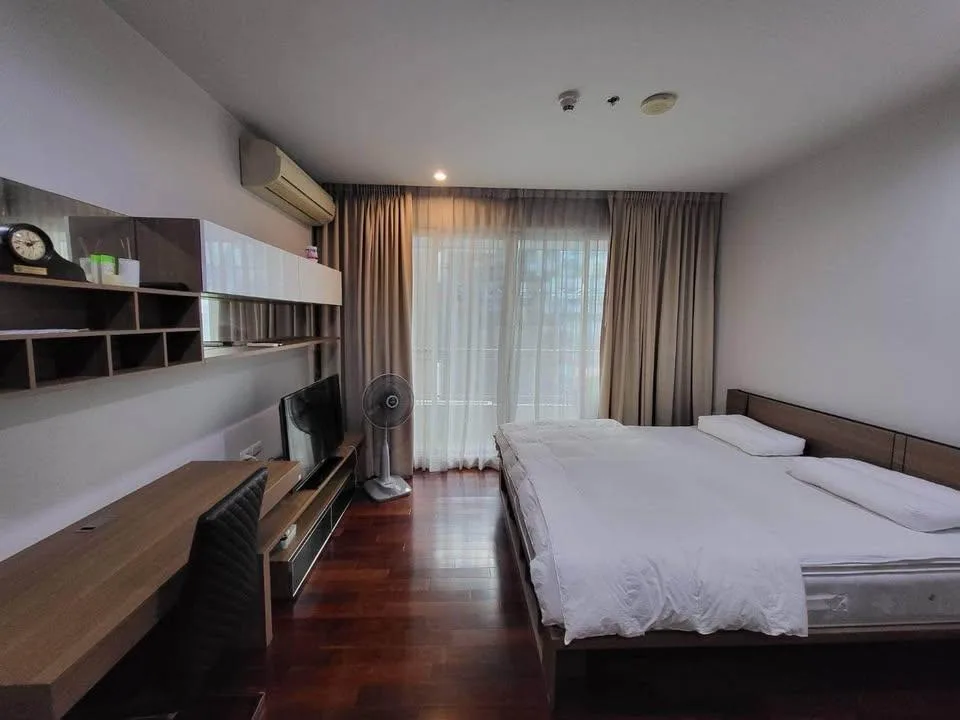 Circle Condominium — photo 5