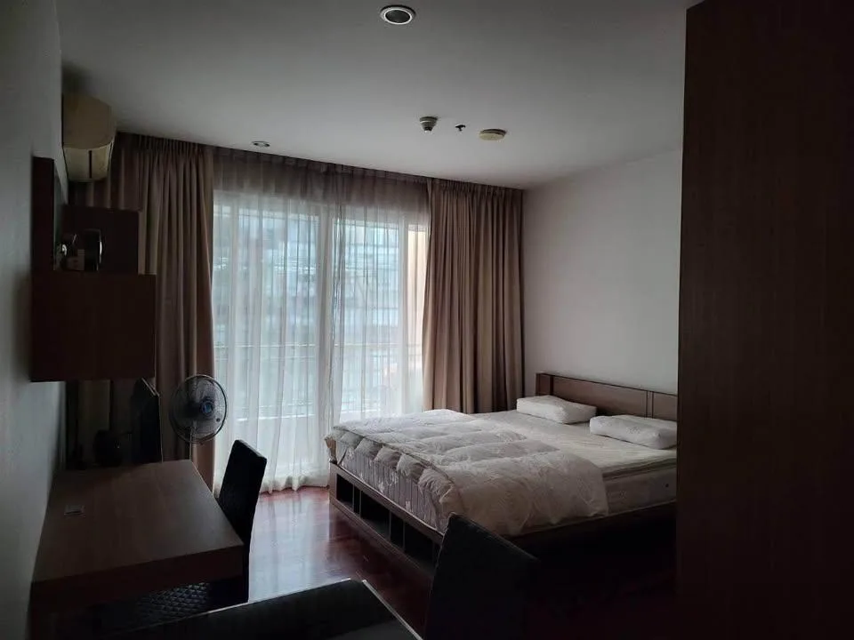 Circle Condominium — photo 6