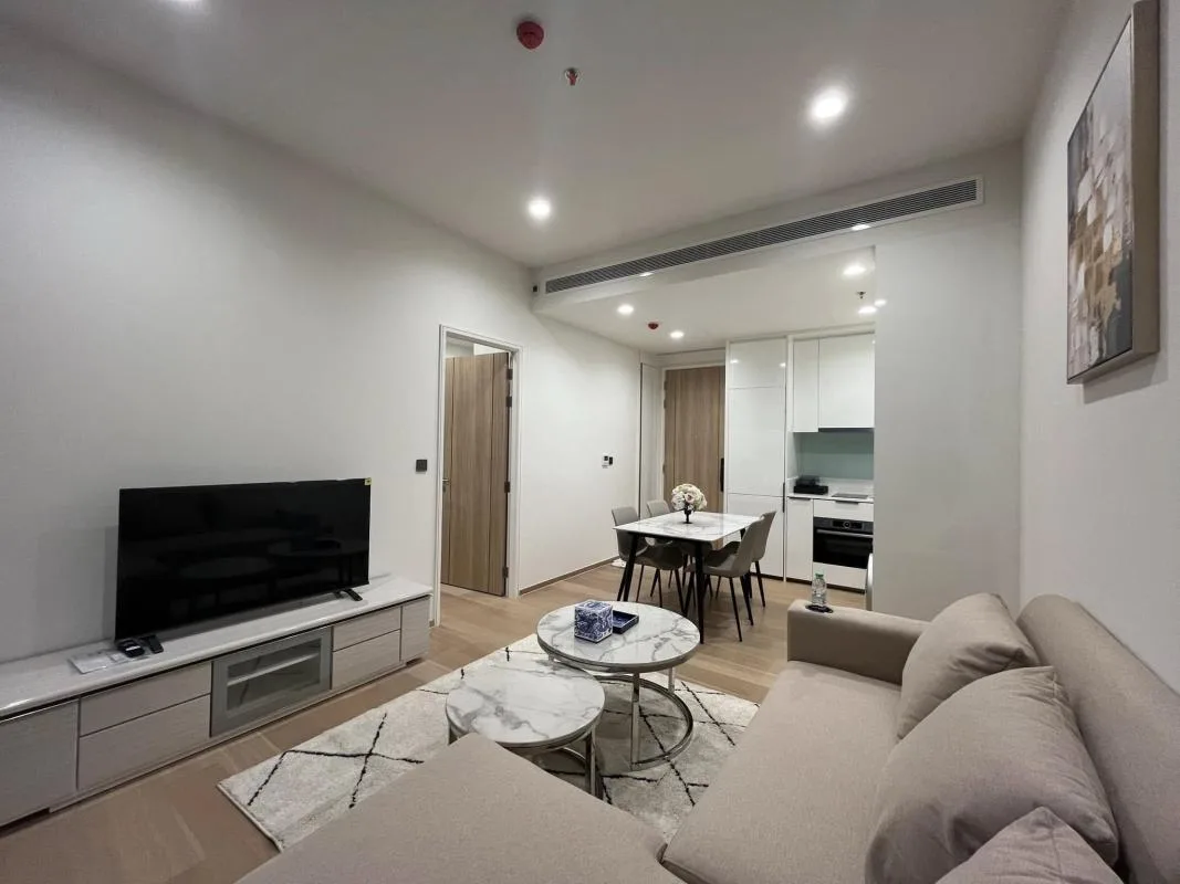 Anil Sathorn 12 — photo 3