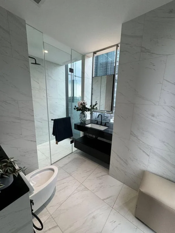 Tait Sathorn 12 — photo 12