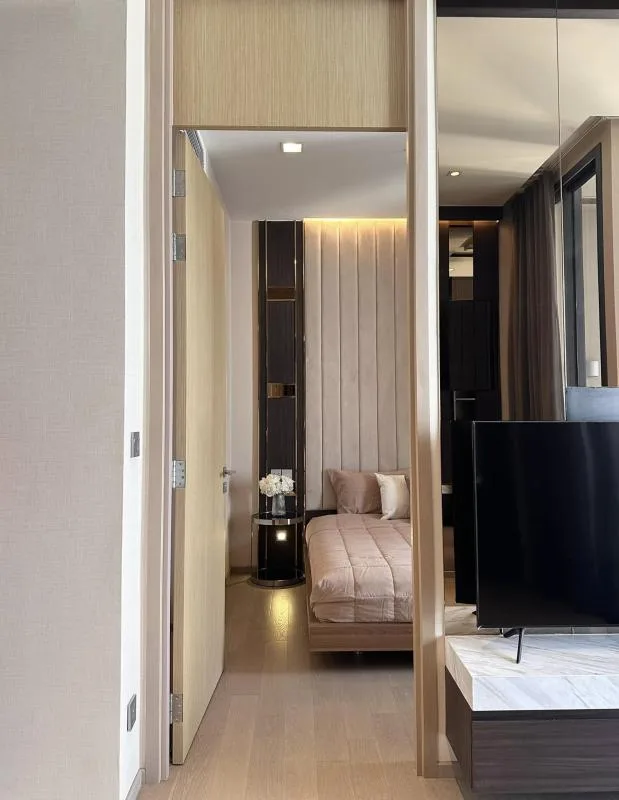 The Esse Asoke — photo 8