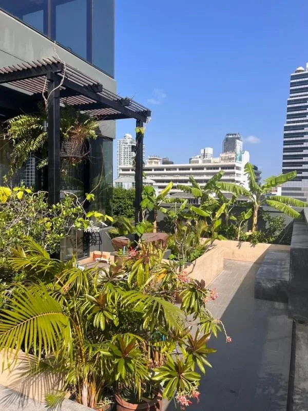 M Silom — photo 10