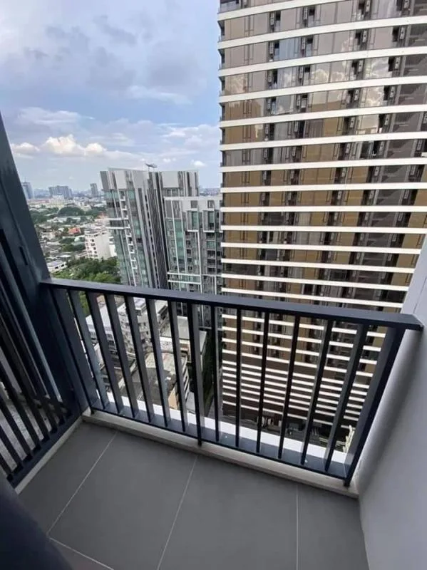 M Thonglor 10 — photo 13