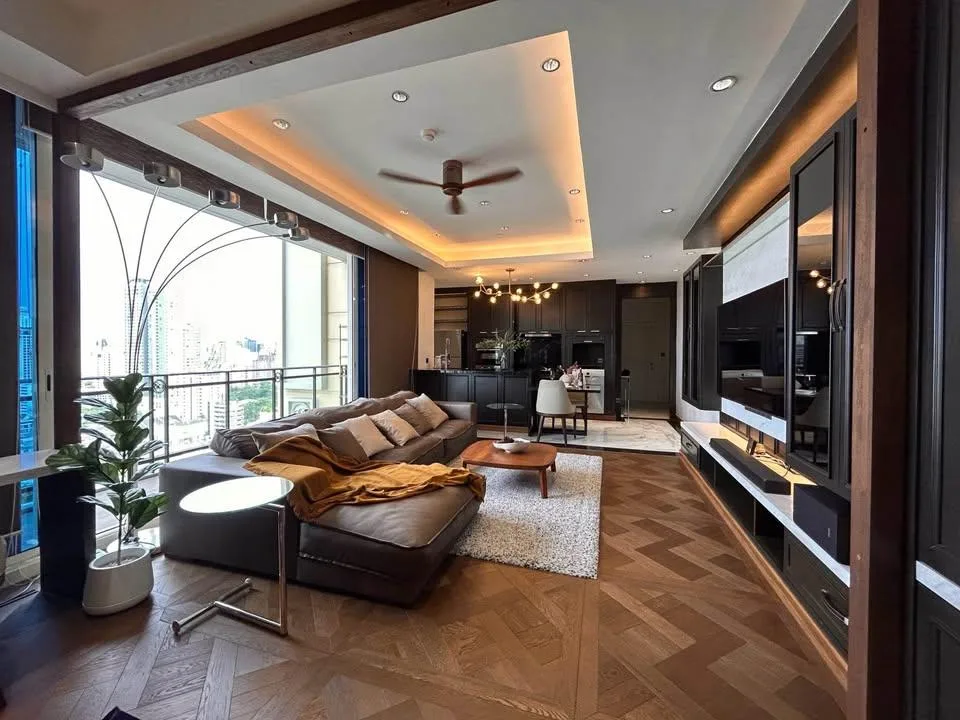 Royce Private Residences — photo 4