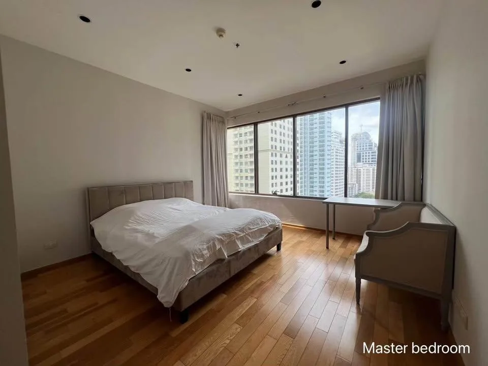 The Emporio Place — photo 13