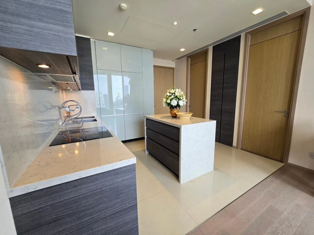 The Esse Asoke — photo 3
