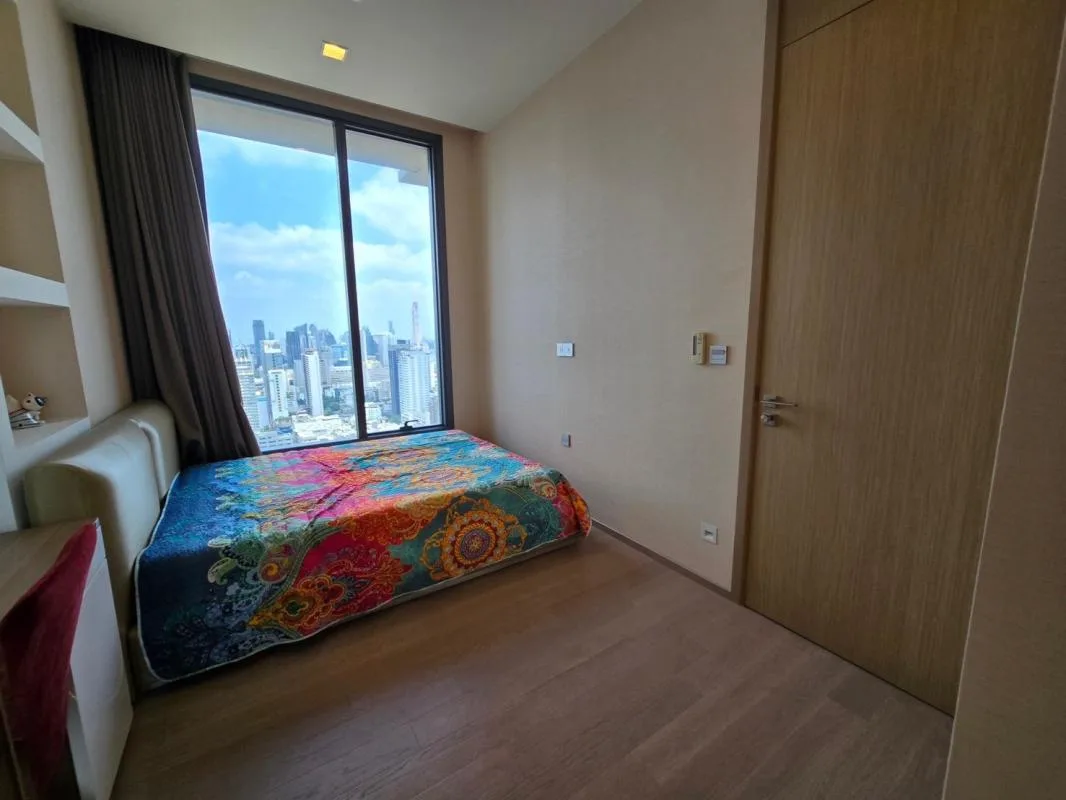 The Esse Asoke — photo 10