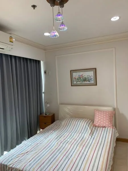Silom Grand Terrace — photo 5