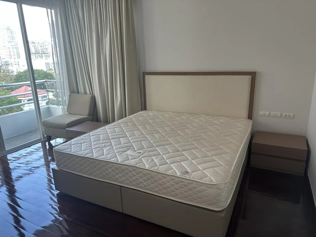 31 Residence — photo 8