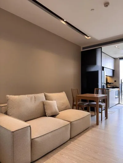 The Room Sukhumvit 38