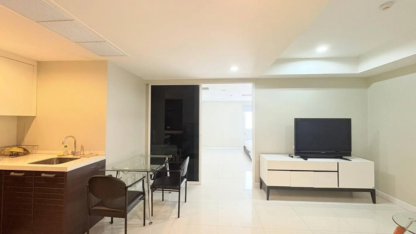 Tonson Court — photo 3