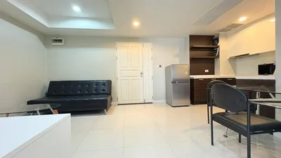 Tonson Court