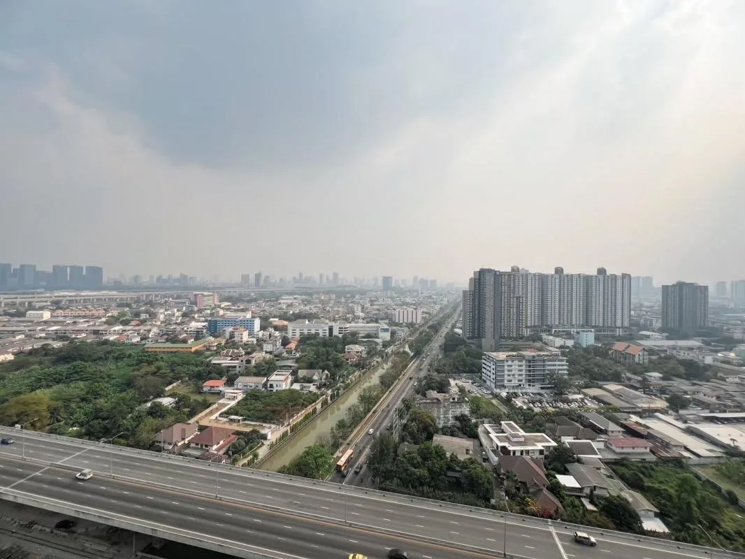 Metro Sky Prachachuen — photo 11