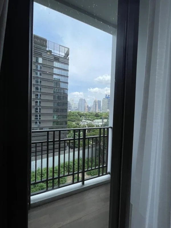 Muniq Langsuan — photo 17