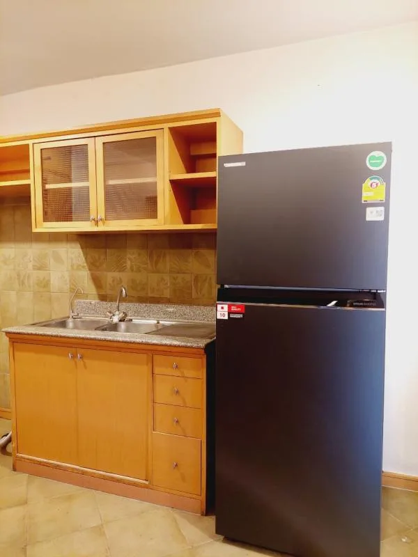 Esmeralda Apartments — photo 9