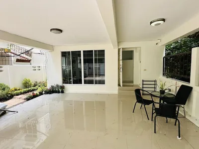 Single House Suk. 31
