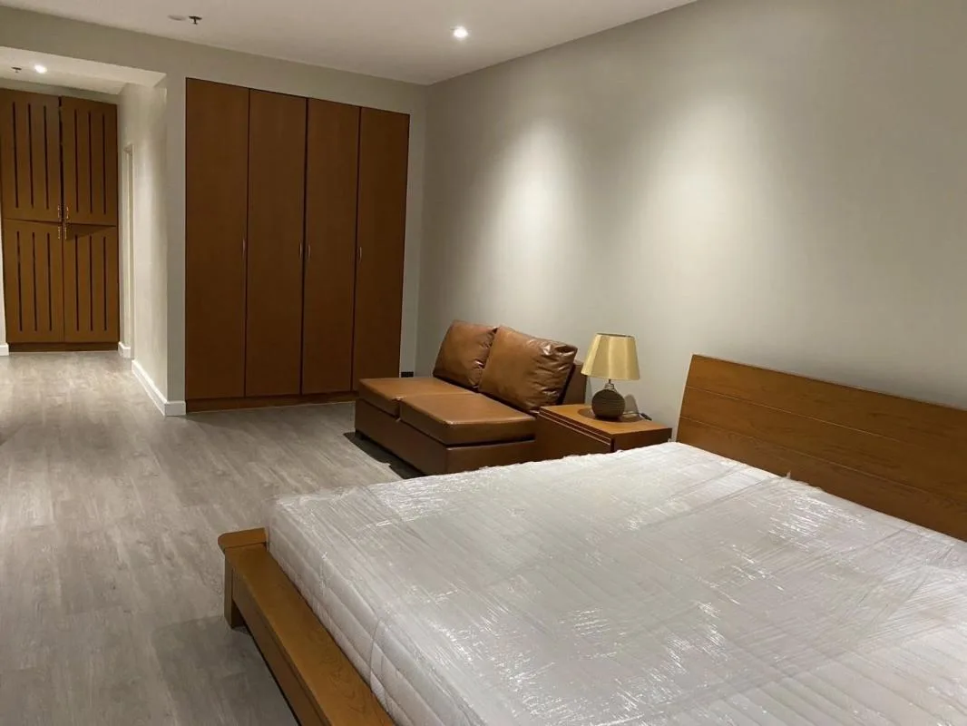 Silom Grand Terrace — photo 3