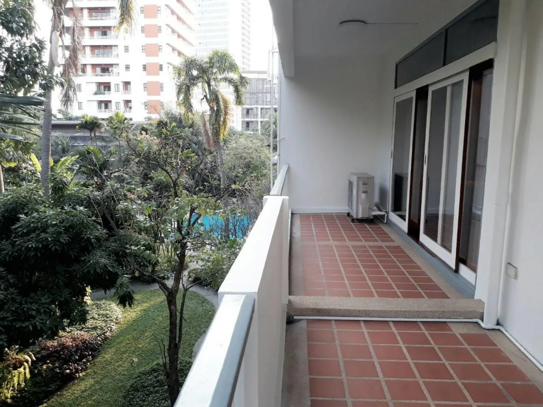 Niti Court — photo 19