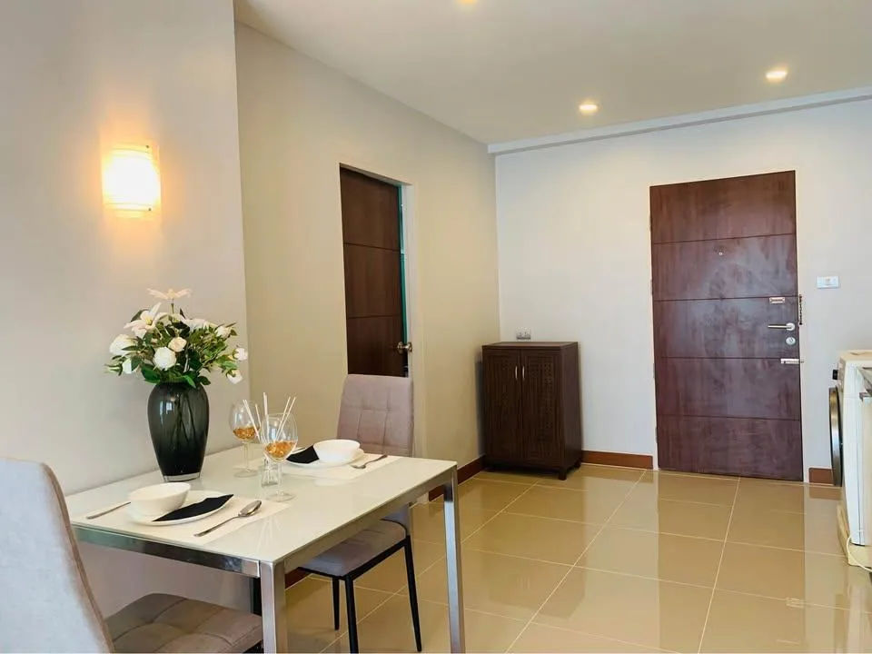 Tourmaline Gold Sathorn - Taksin — photo 2