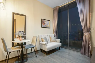 Edge Sukhumvit 23