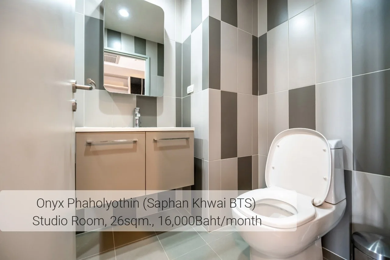 Onyx Phaholyothin — photo 10