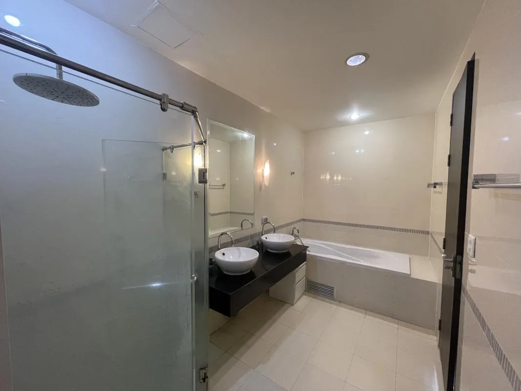 Baan Klang Krung Siam - Pathumwan — photo 7