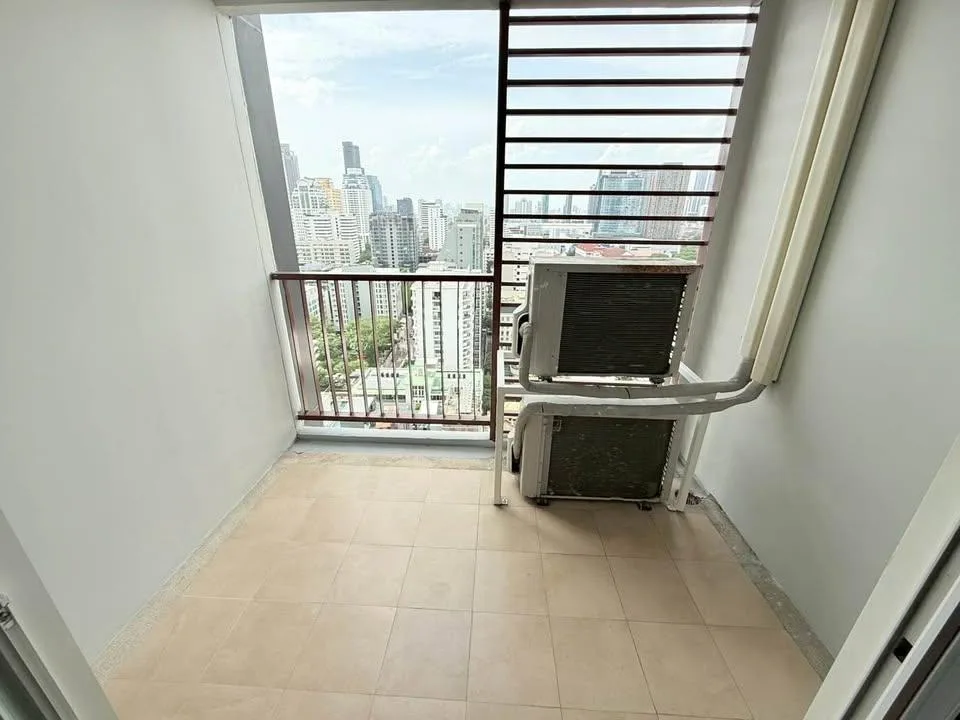 15 Sukhumvit Residences — photo 18