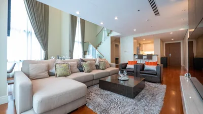 Bright Sukhumvit 24