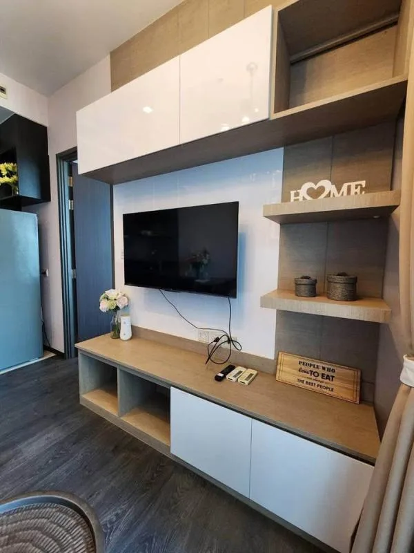 Edge Sukhumvit 23 — photo 2