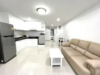 Supalai Place