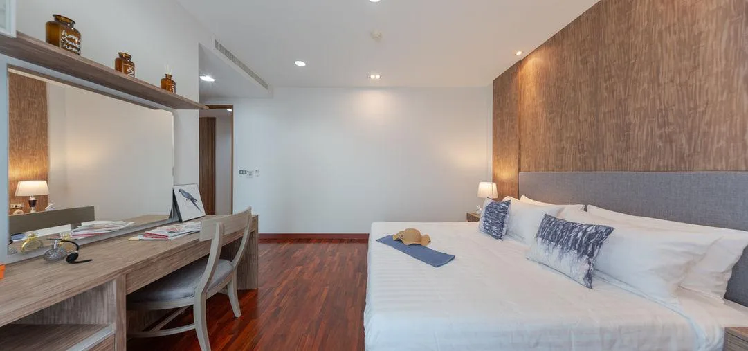 The Residence — photo 11