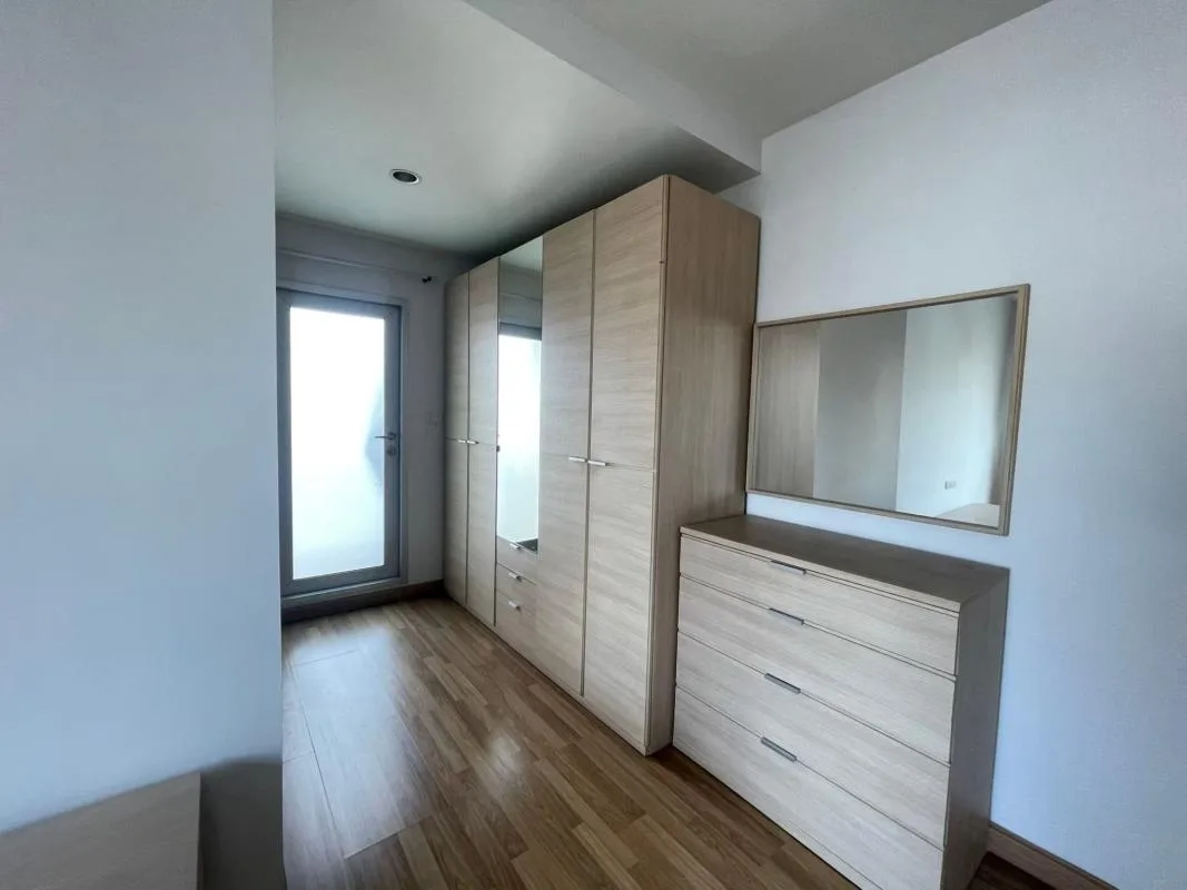 Y.o. Place — photo 12
