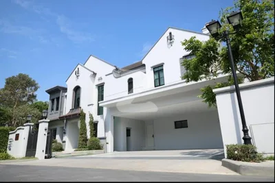 Nantawan Rama 9 New Krungthepkreetha