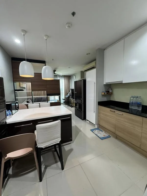 Circle Condominium — photo 3