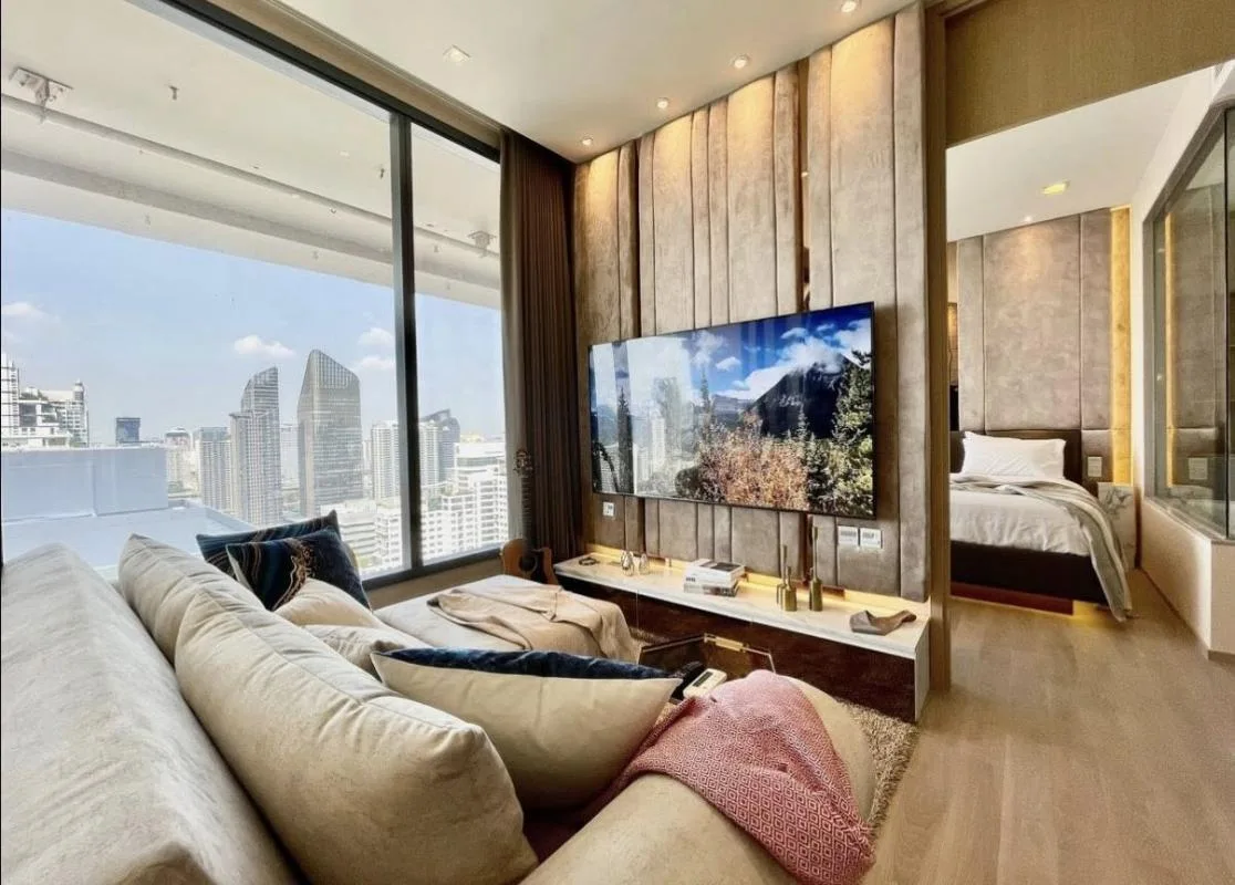 The Esse Asoke — photo 8