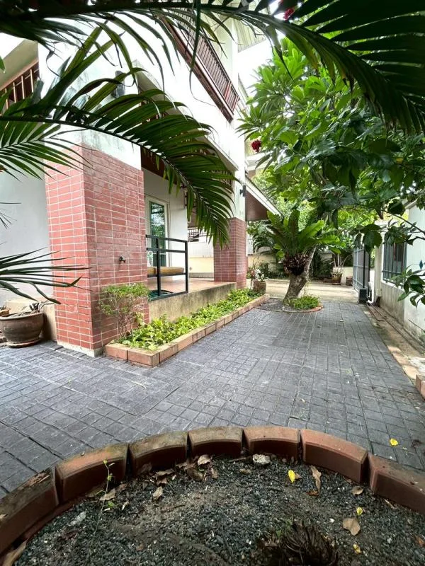 Sittarom Regent Sukhumvit 105 — photo 21