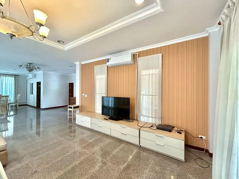 Sittarom Regent Sukhumvit 105 — photo 5